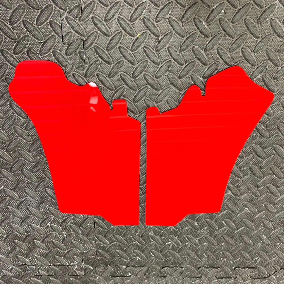 Mk2.5 Ford Focus inc ST RS - Slam Panel Ends - Gloss Red Plastic