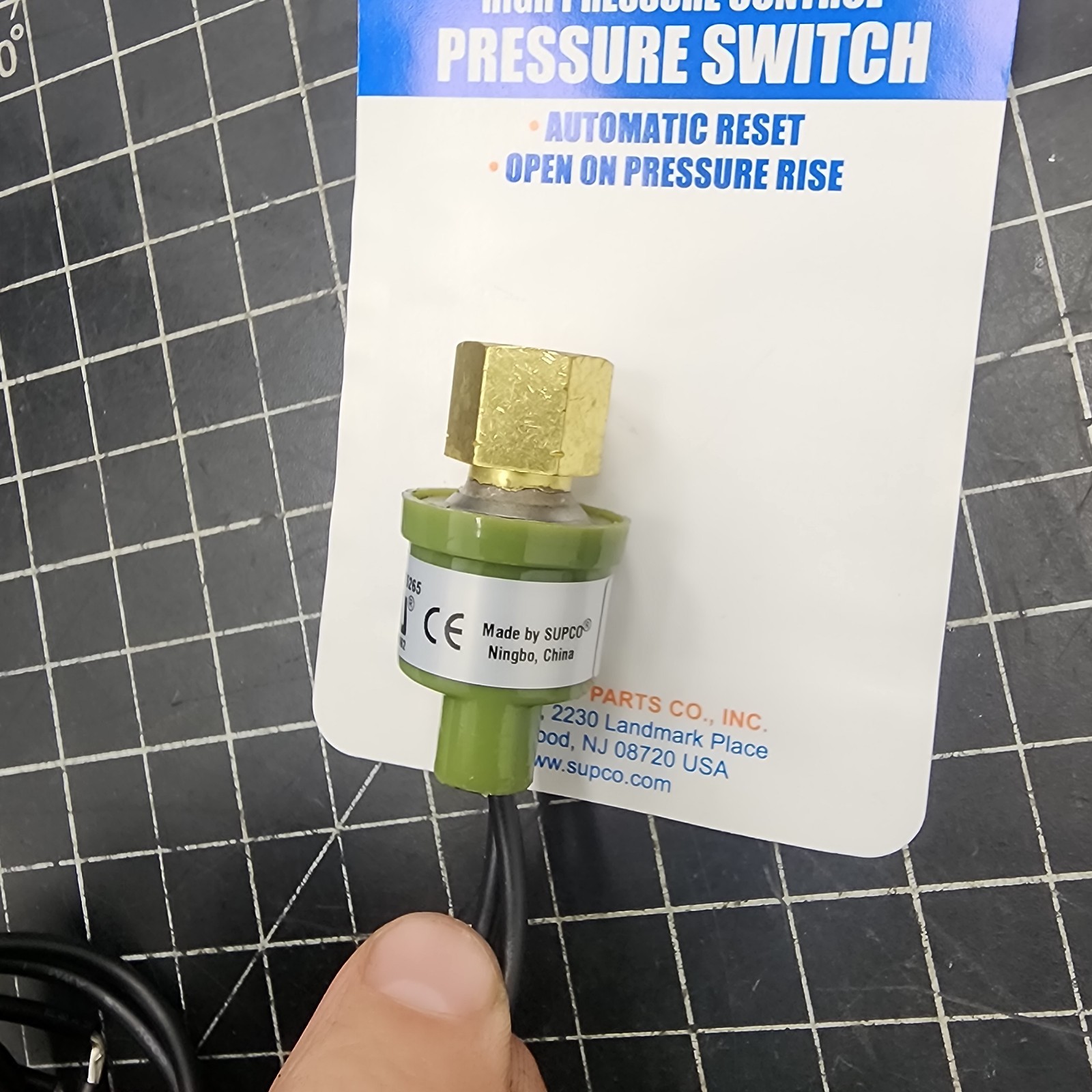 Supco SHP375265 Pressure Switch Range 375-265 Psig [B5S2]
