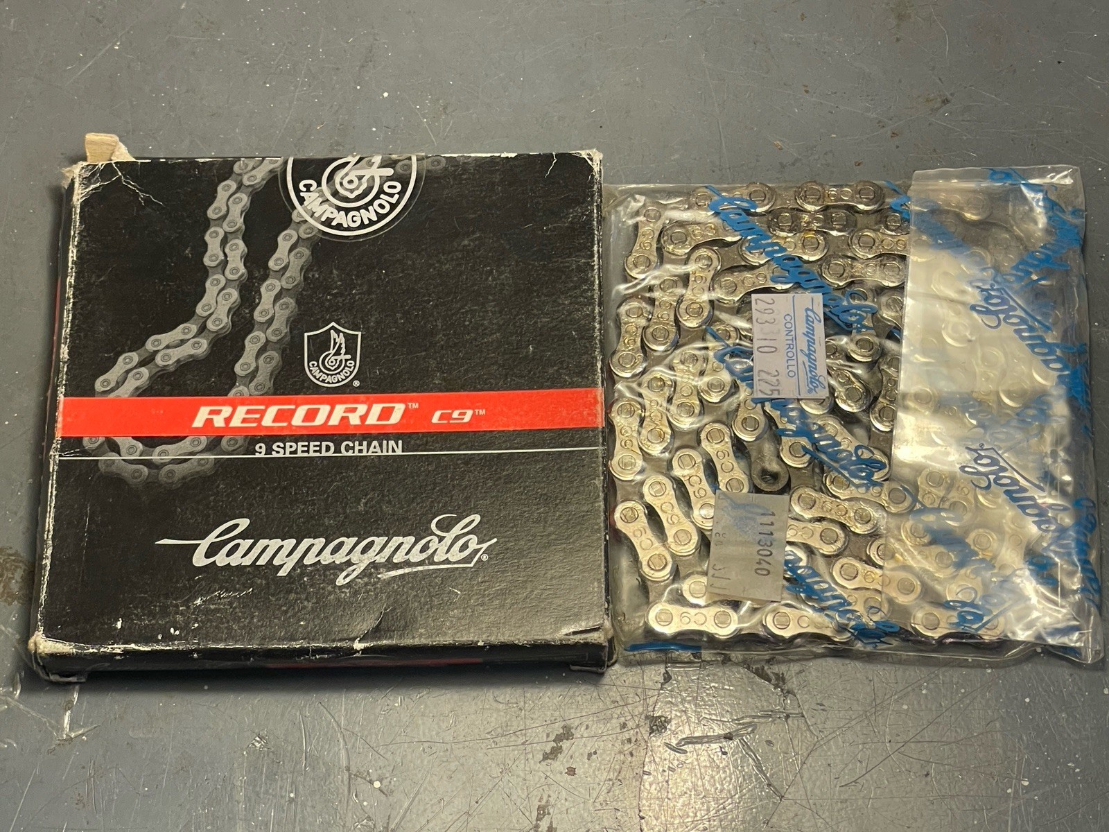 Vintage NOS Campagnolo Record 9-Speed Chain 114L