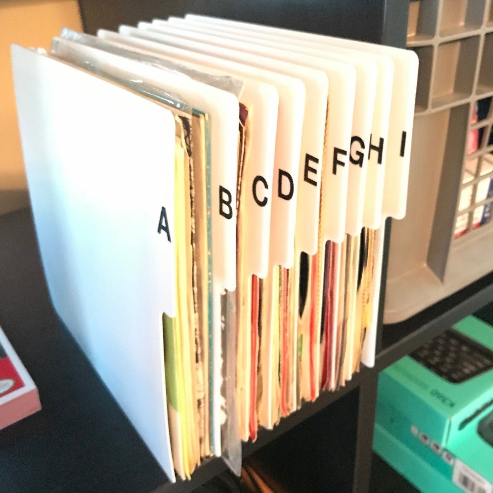 A-Z Vertical 7-inch 45 rpm Vinyl Record Dividers / Organizer Index Cards A to Z