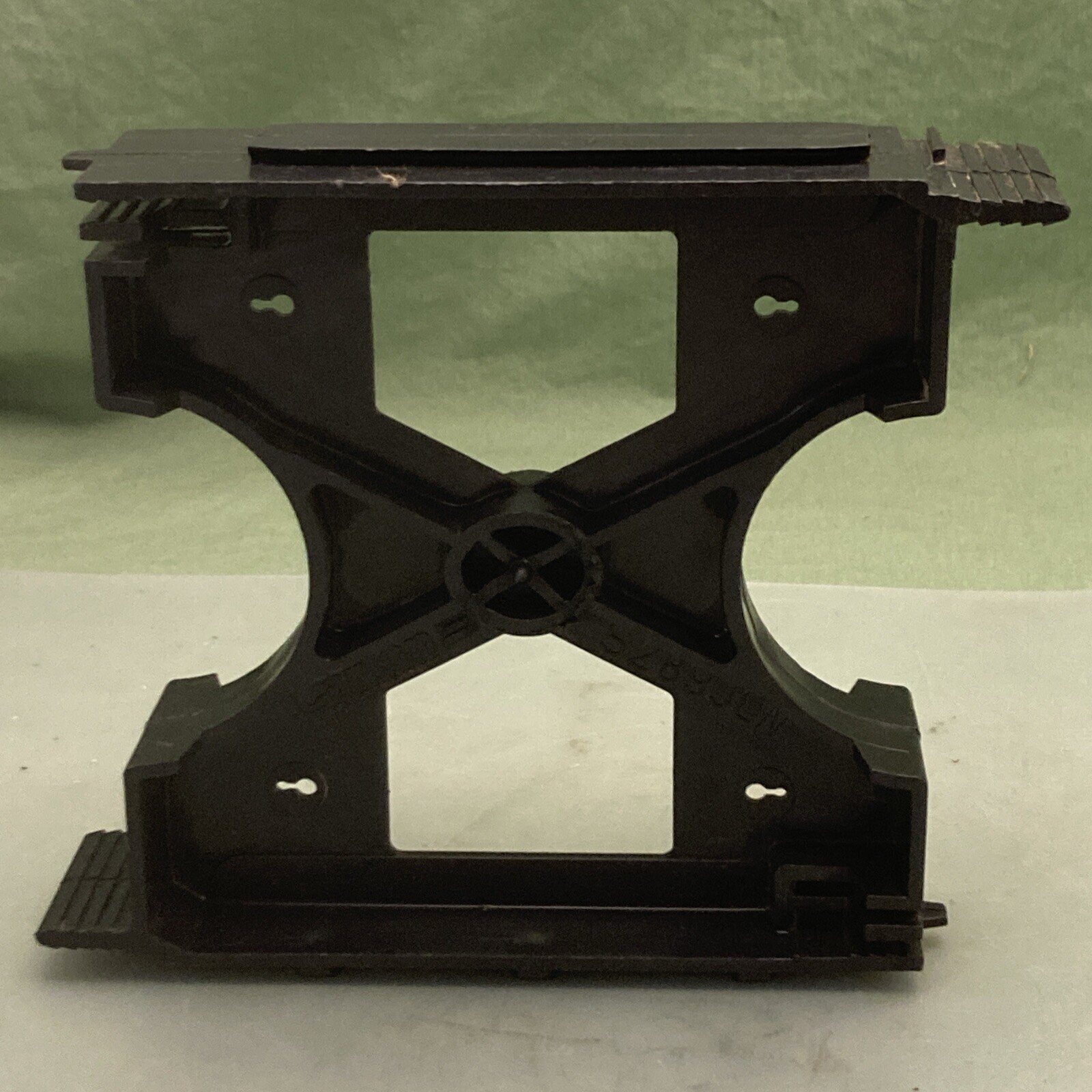 CARLON S289JLN 2" x 3" PVC Intermediate Spacer