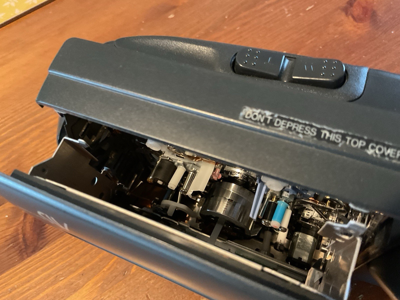 Fuji FG122SW | Video8 camcorder with box and accessories (tested - needs repair)