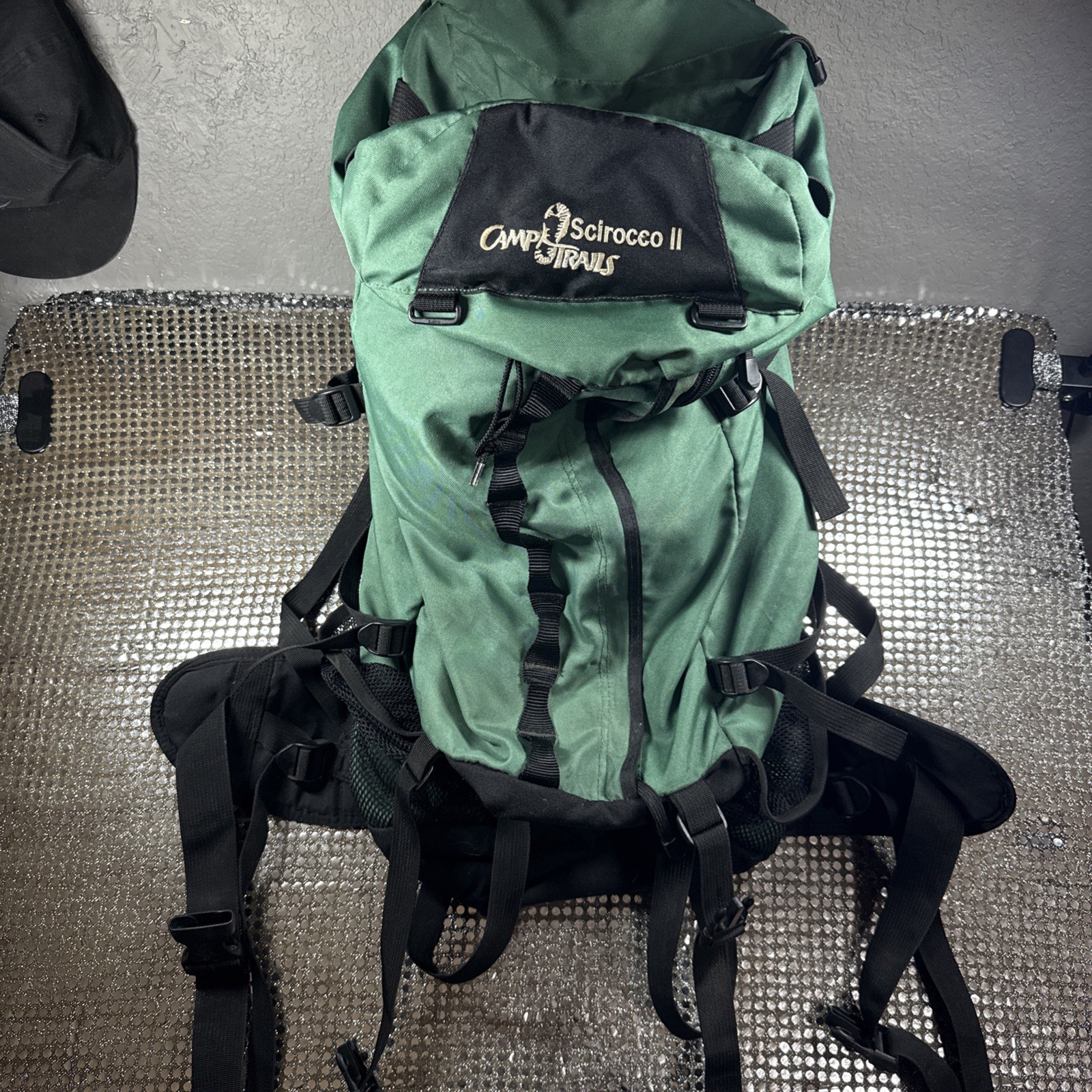 Camp Trails Backpack Scirocco 2 Medium Capacity Streamline Pack  Internal Frame