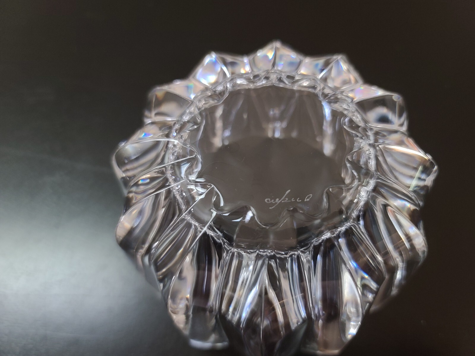 Orrefors~ Sweden~ "Fleur" Crystal Bow l~ 4 3/4" Excellent!
