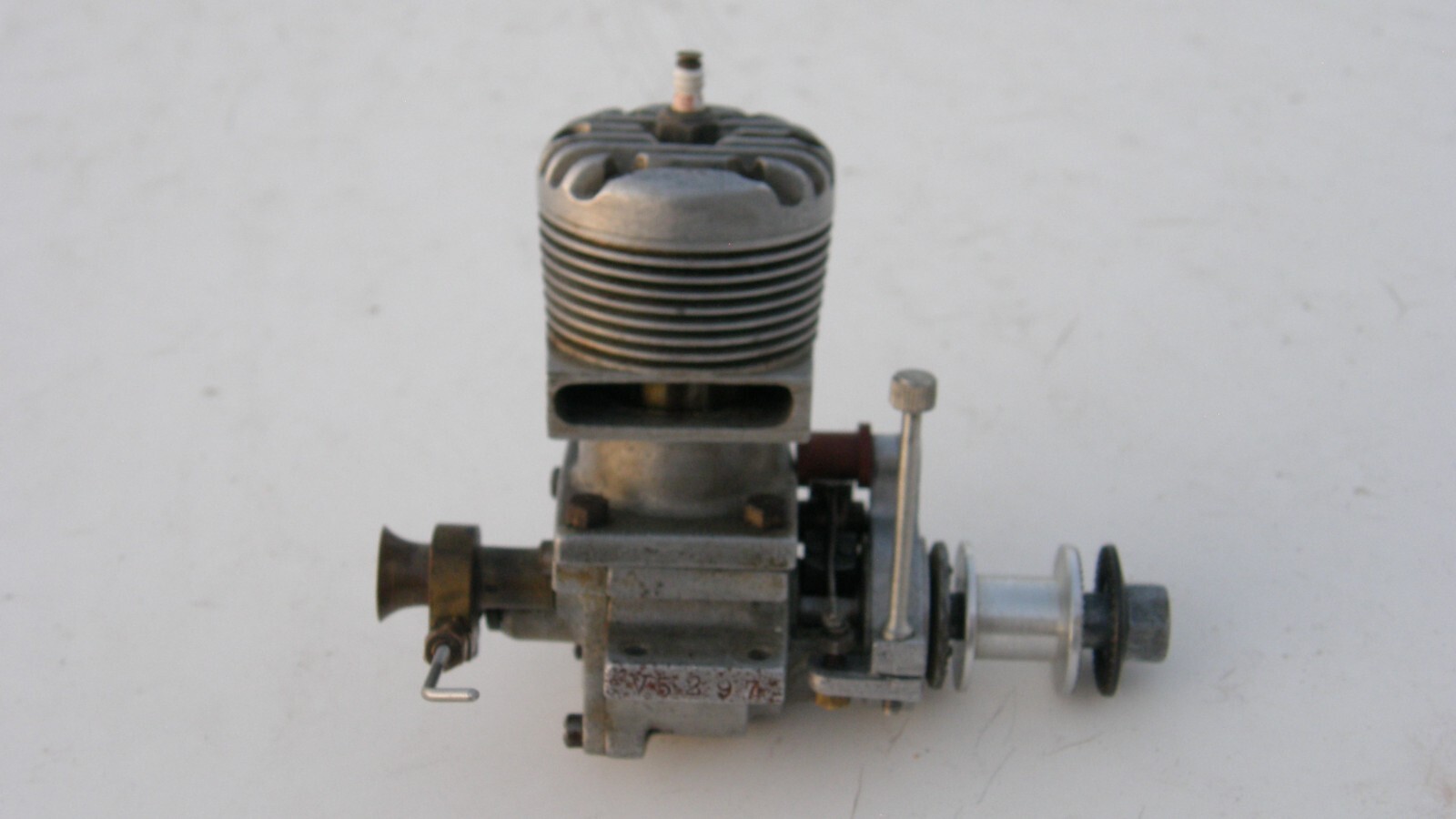 Hornet 60 Model Airplane Engine w/ Excellent Compression & Dual Ringed Piston