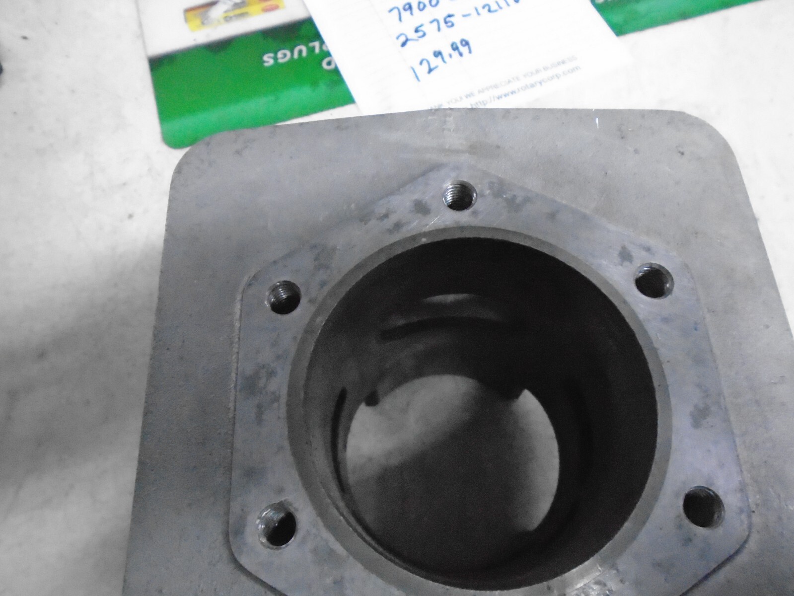 CHAPARRAL 250 G25A CYLINDER NEW TAKE OFF NOS