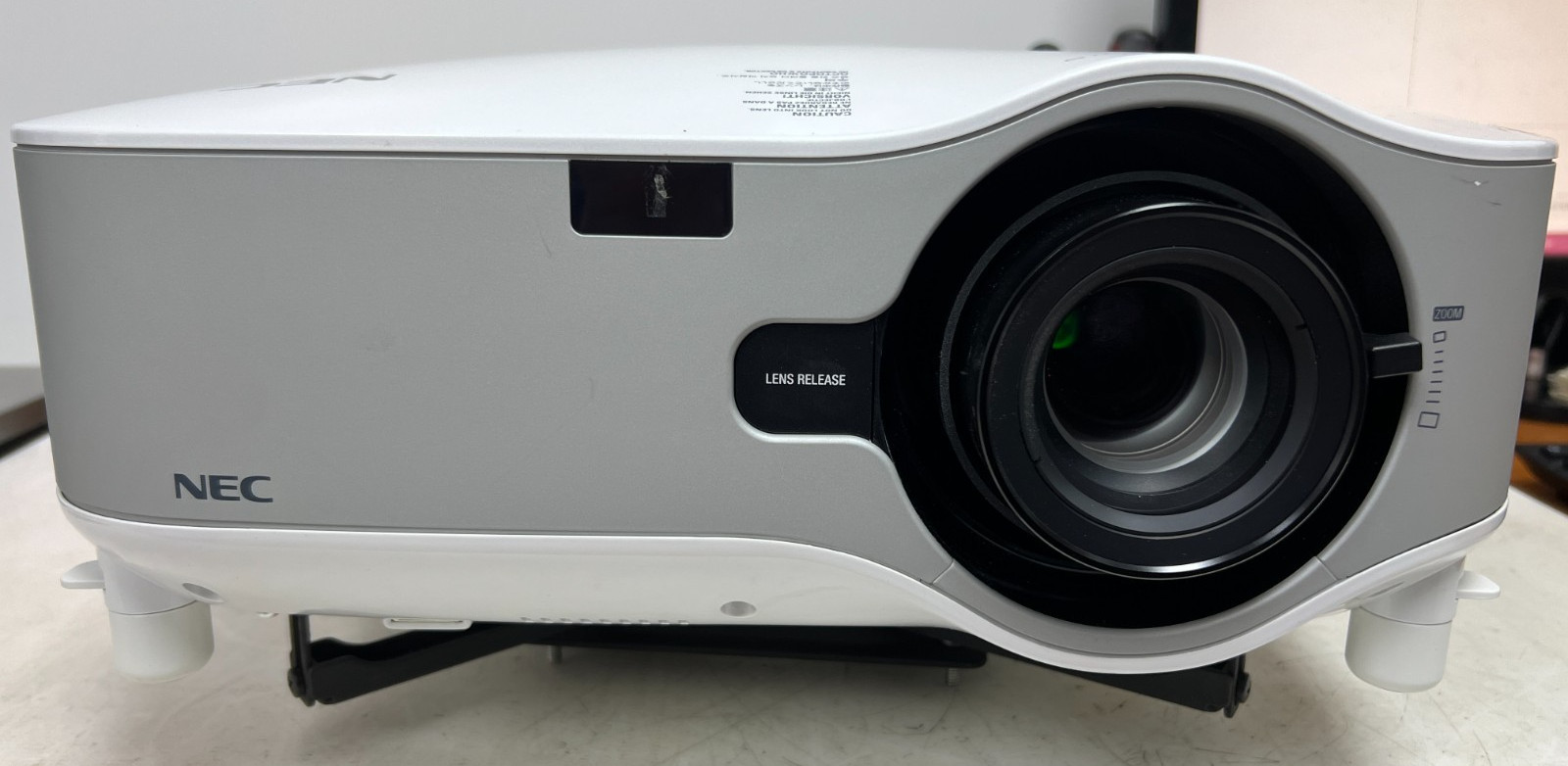 👀 NEC 4200 LUMENS 100-240 VAC 3LCD PROJECTOR 460 WATT 1024x768 4:3 (XGA) NP2150