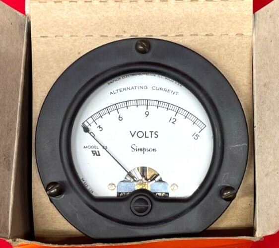 SIMPSON 08430 VOLTMETER ROUND ANALOG PADNEL METER MODEL 55