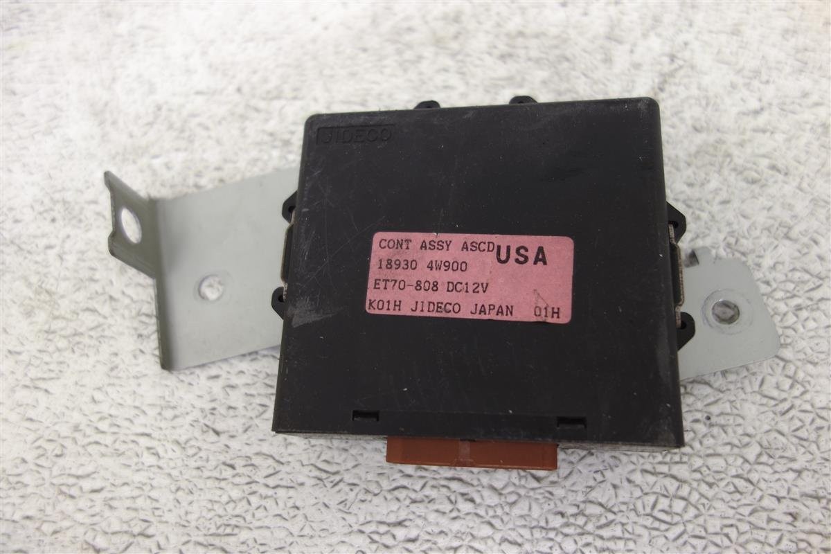 2001-2004 Nissan Pathfinder Cruise Control Module Computer Unit 18930-4W9