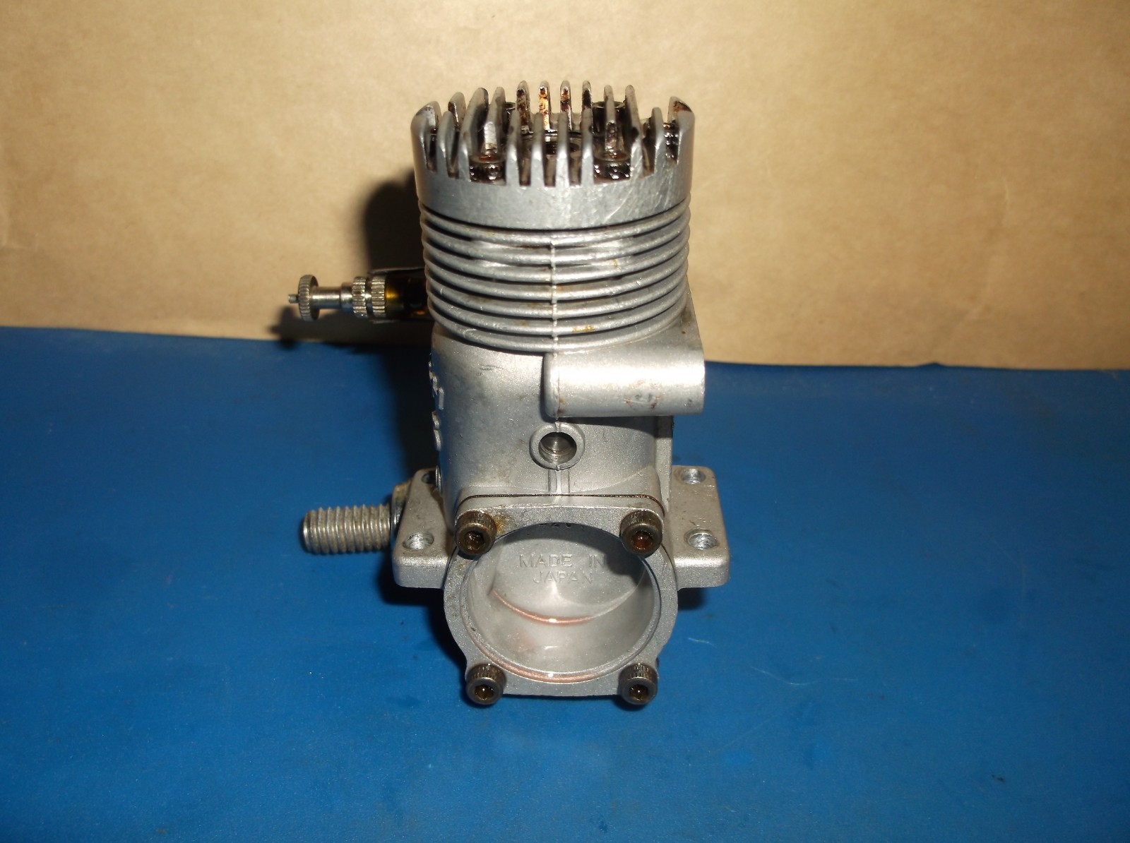VINTAGE OS MAX H .40 R /C MODEL AIRPLANE ENGINE COMP. GOOD COND.