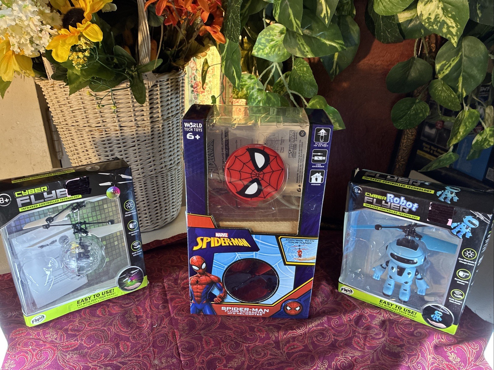 Marvel Spiderman Flying Helicopter, CYBER FLYER, CYBER ROBOT X3 Get All 3 Flyers