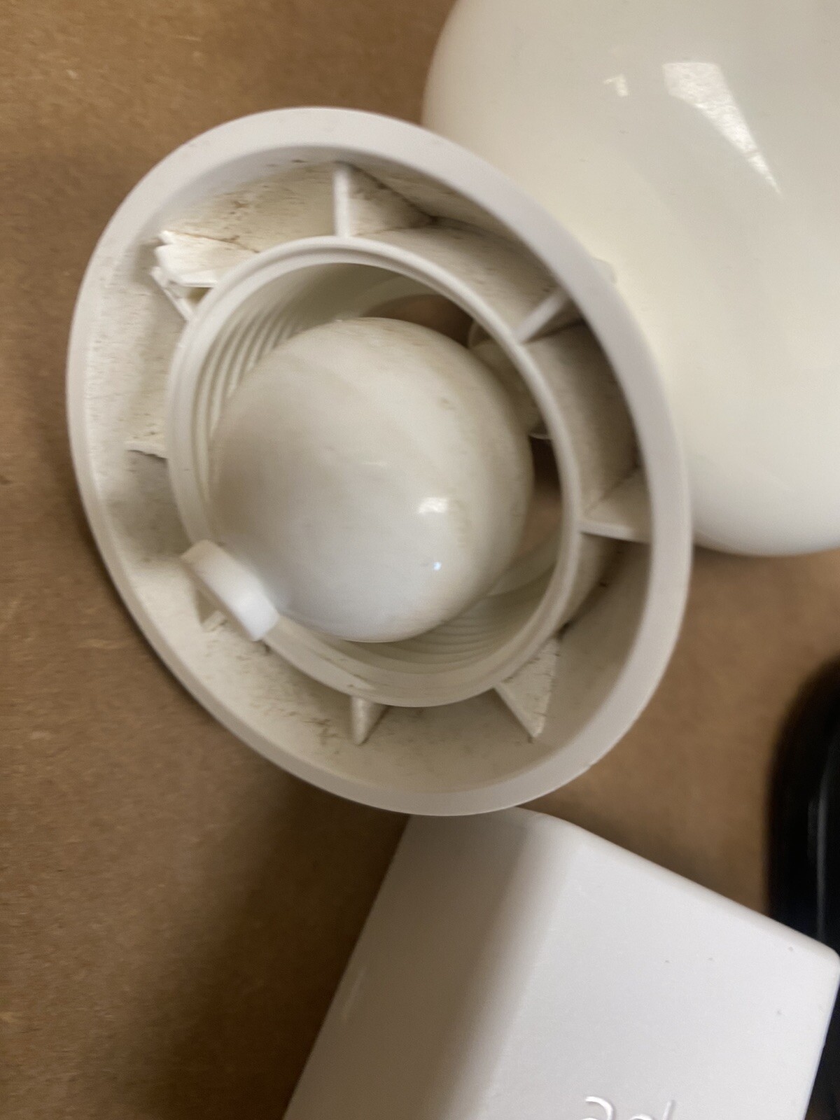 Arlo Pro 4 Spotlight Wireless Camera Single VMC4041P WHITE - NO MOUNTING PLATE