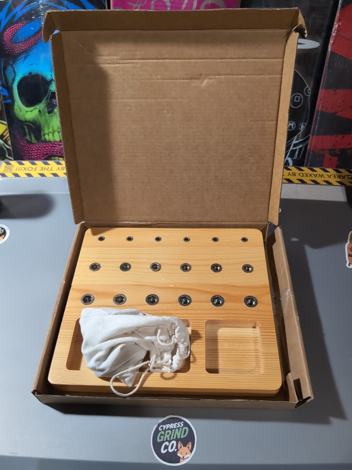 Wooden Finger Dexterity Pegboard Hand Grip Strength Trainer