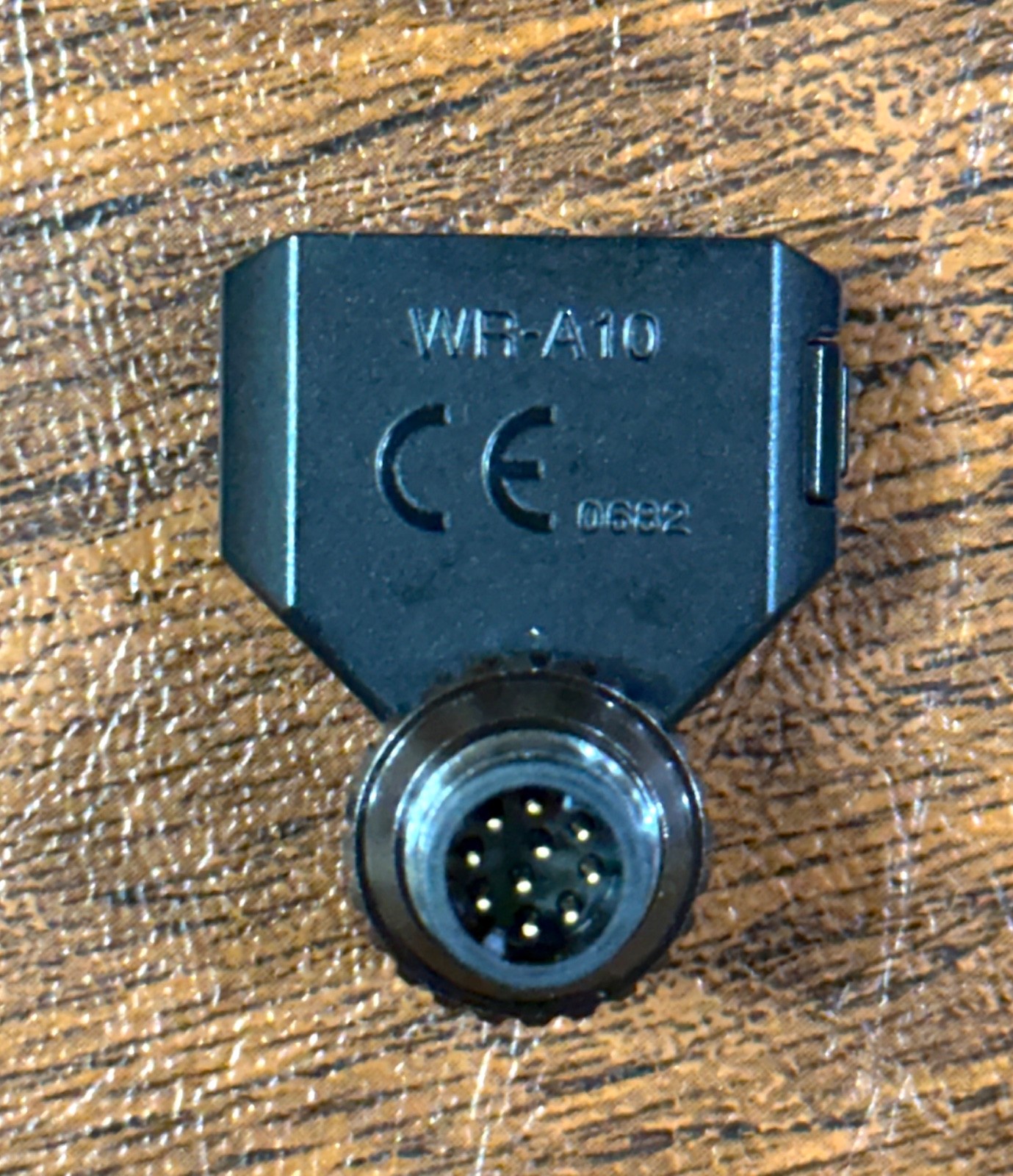 Nikon WR-R10 Camera Wireless Remote Controller With WR-A10 10 Pin Adapter Set