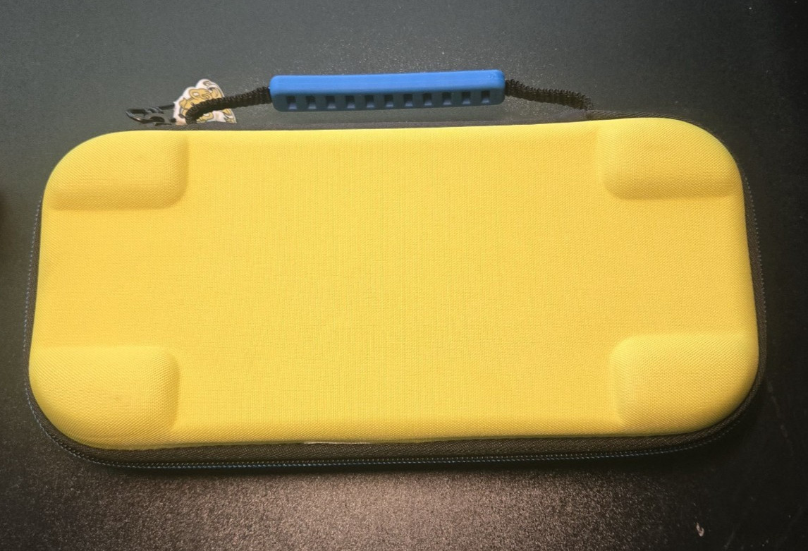Fortnite Nintendo Switch Peely Bundle Case Controller Headphone