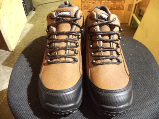 Reebok Women's Tiahawk 4" Brown