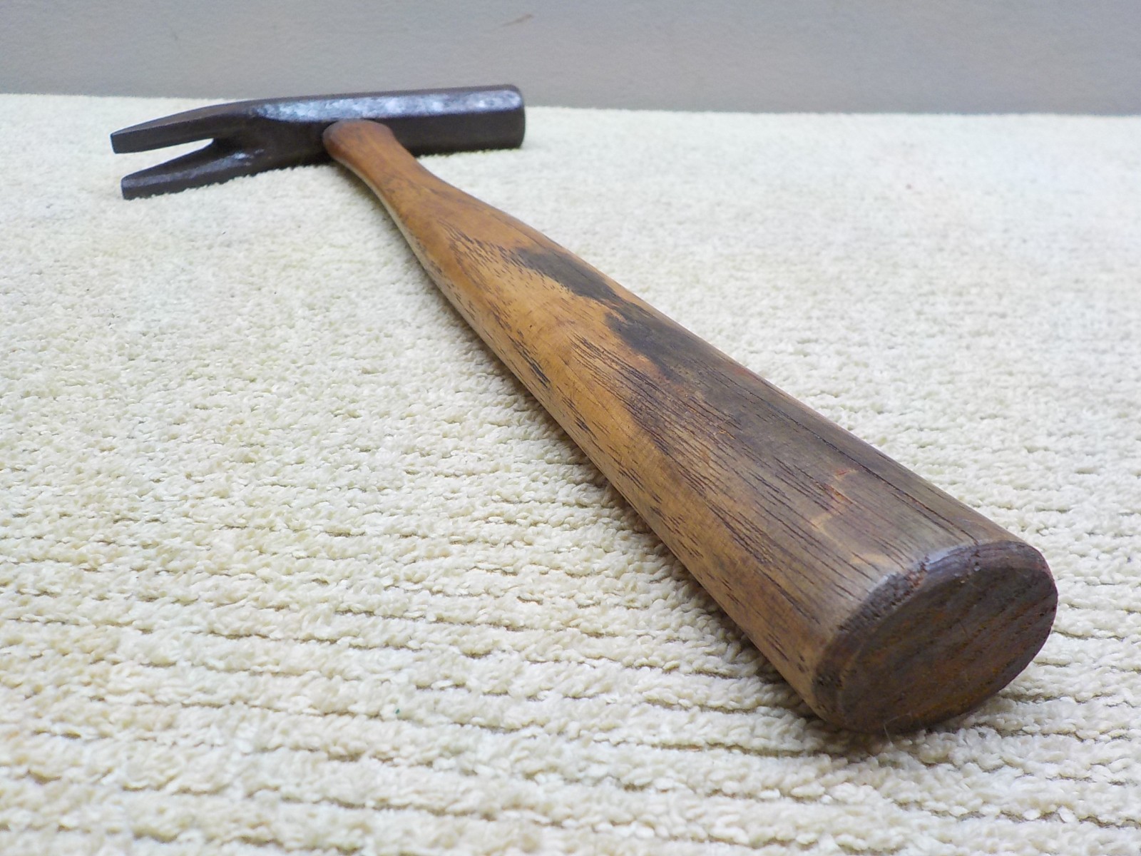 Vintage Cobbler's Tack Hammer Curved "Duck-Bill" 11 1/4"