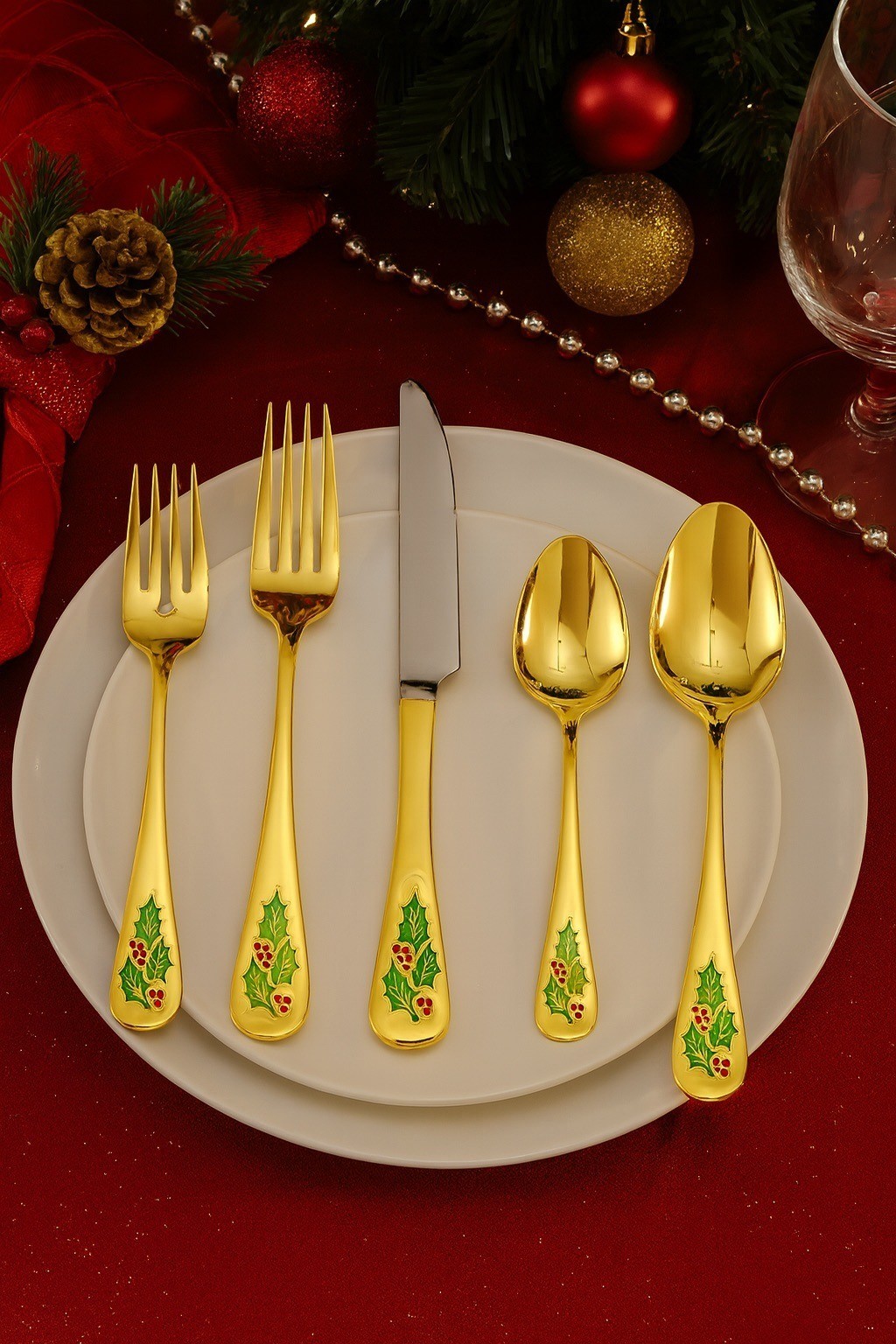 Holly Berry Gold-Plated Stainless Steel Japan Flatware 8 Set New In Sleeves NIB