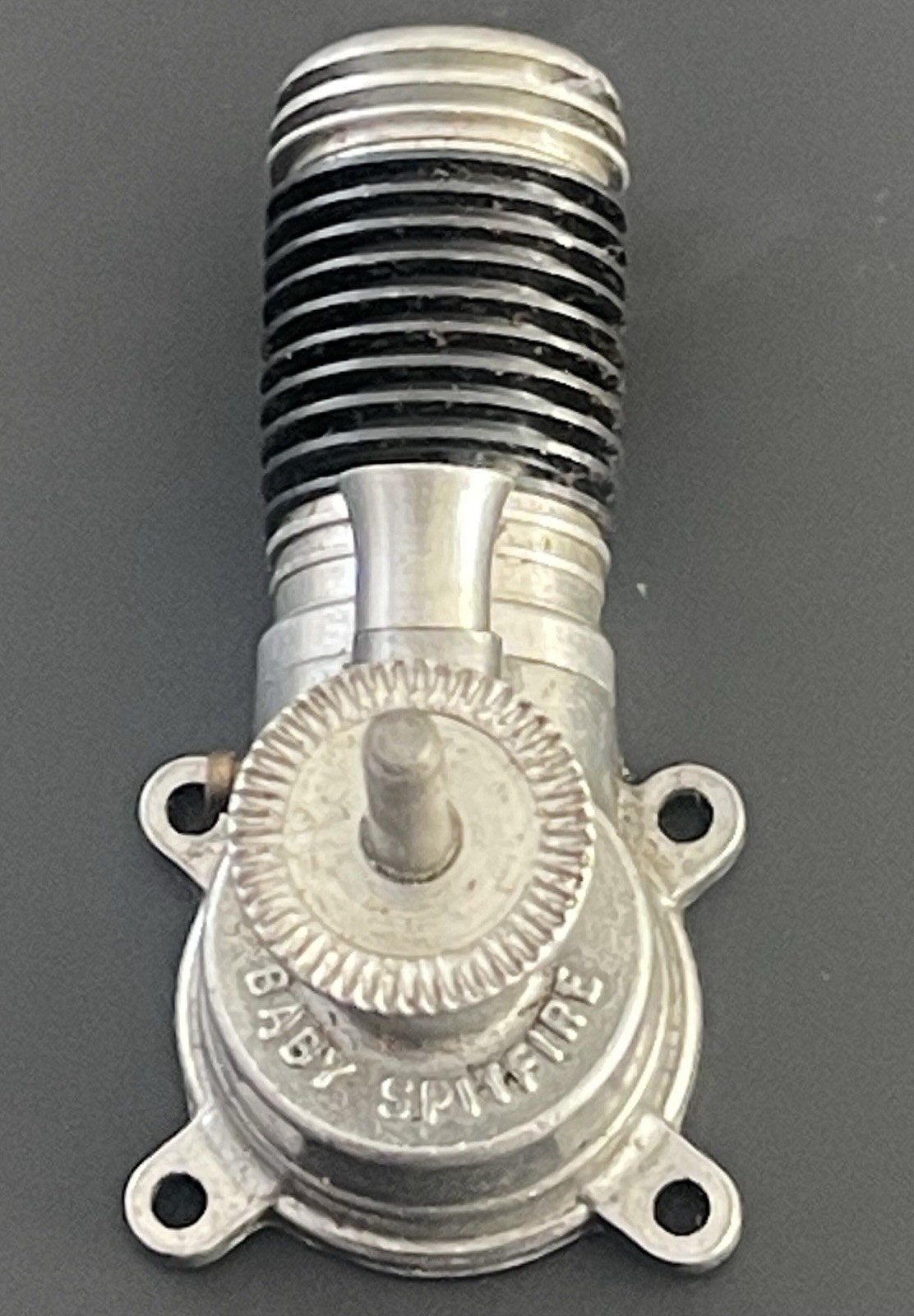 Anderson .045  Baby Spitfire Nitro Engine