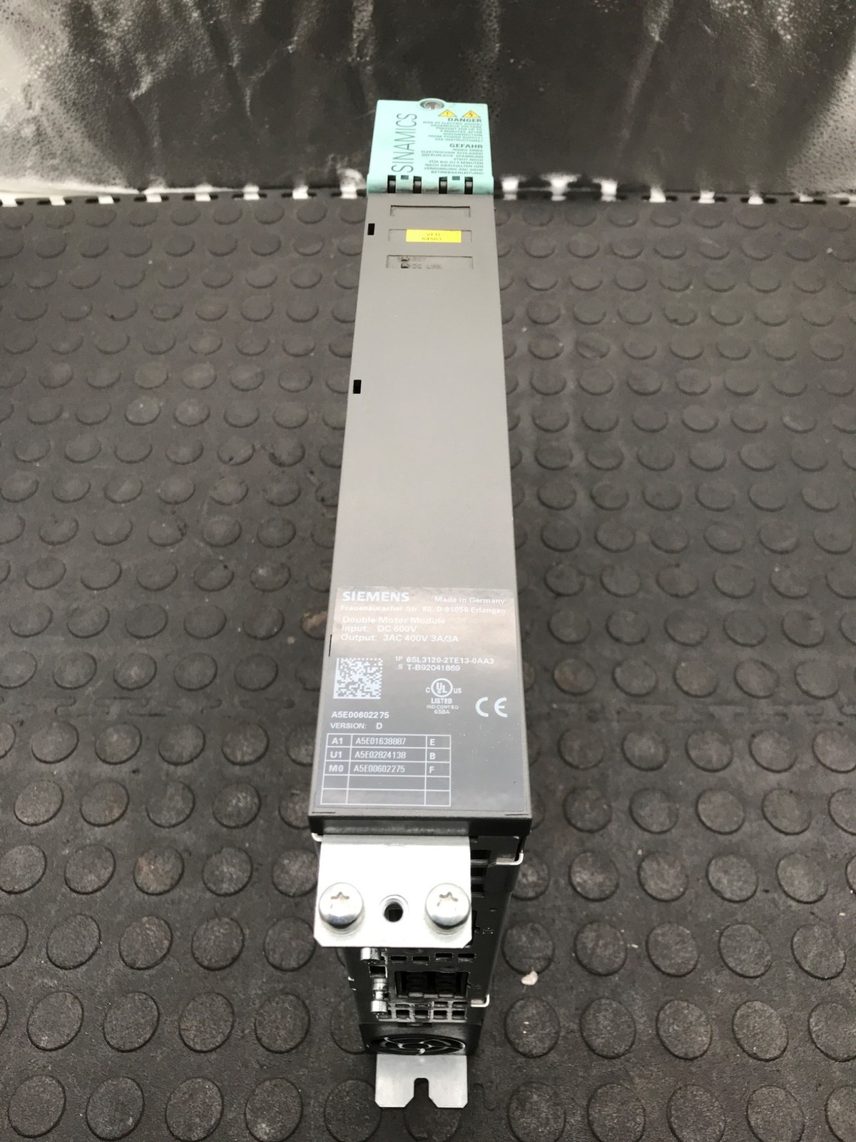 SIEMENS 1P 6SL3120‑2TE13‑0AA3 SINAMICS Double Motor Module USED