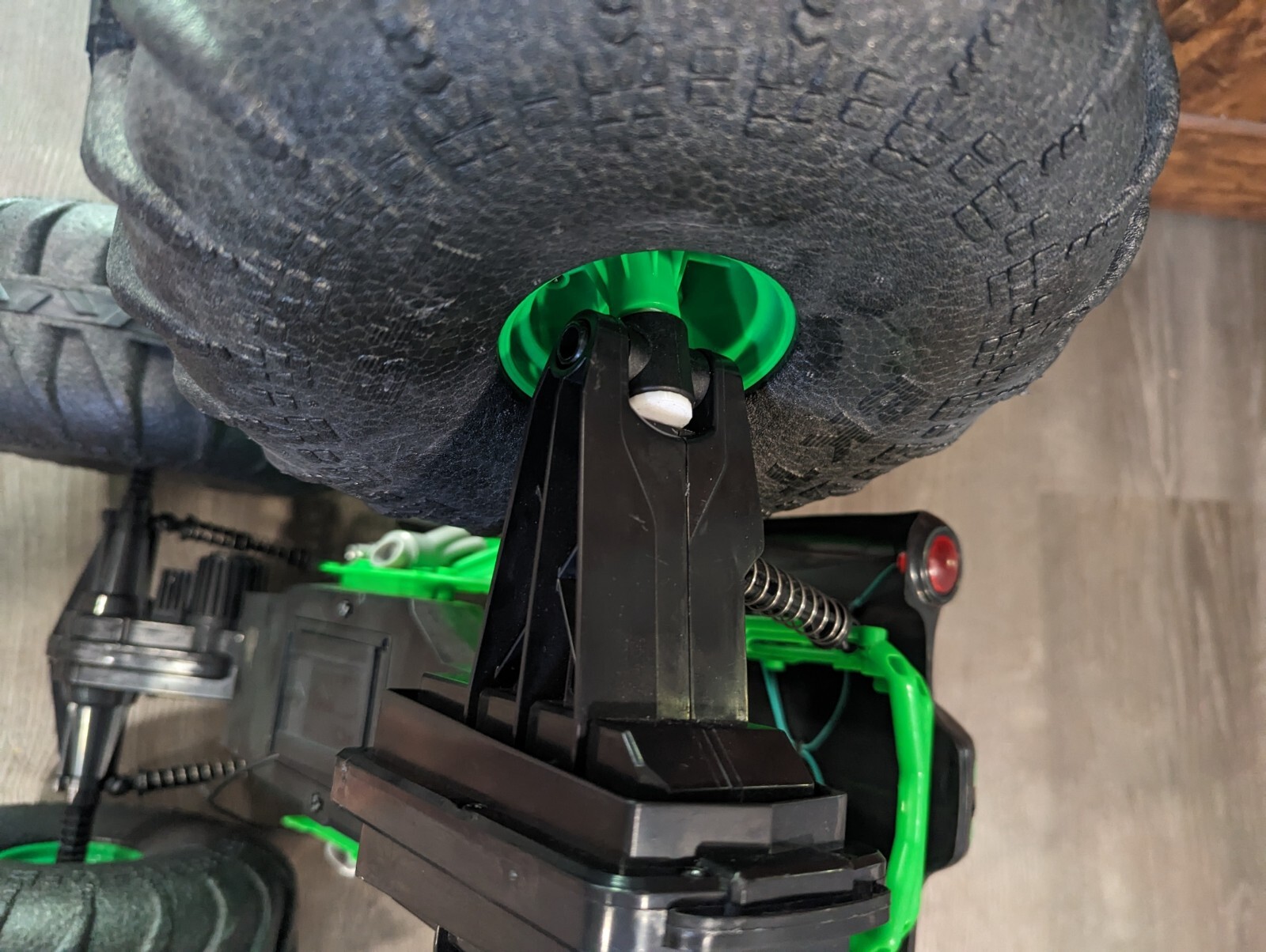 Repair Front Axle Spindle For Monster Jam Mega Grave Digger RC Truck- 3d printed