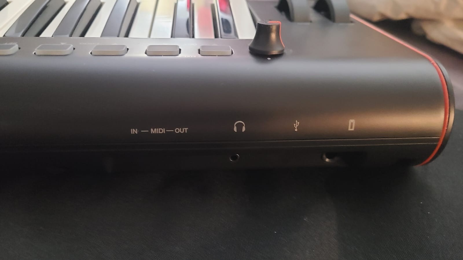 iRig Keys 2 Pro Full-Sized 37-Key MIDI Keyboard Controller With custom case