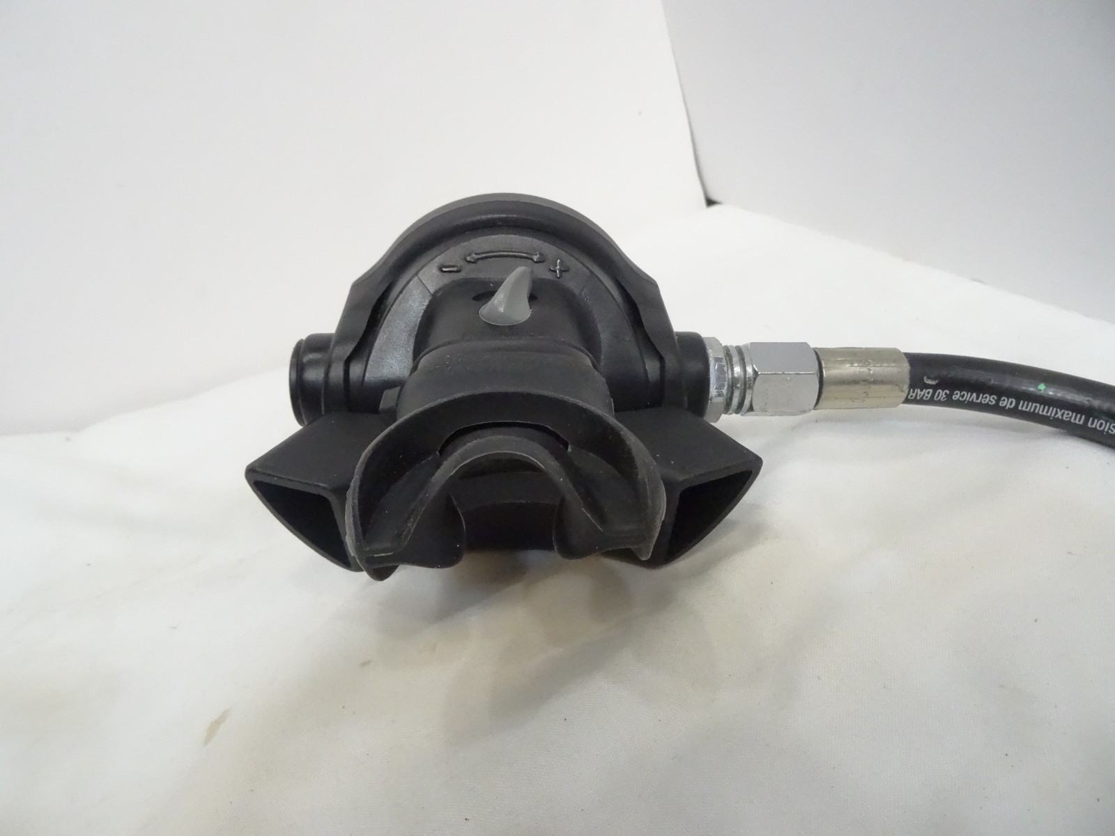 U.S. Divers Scuba Set w/Matrix Computer (Untested)