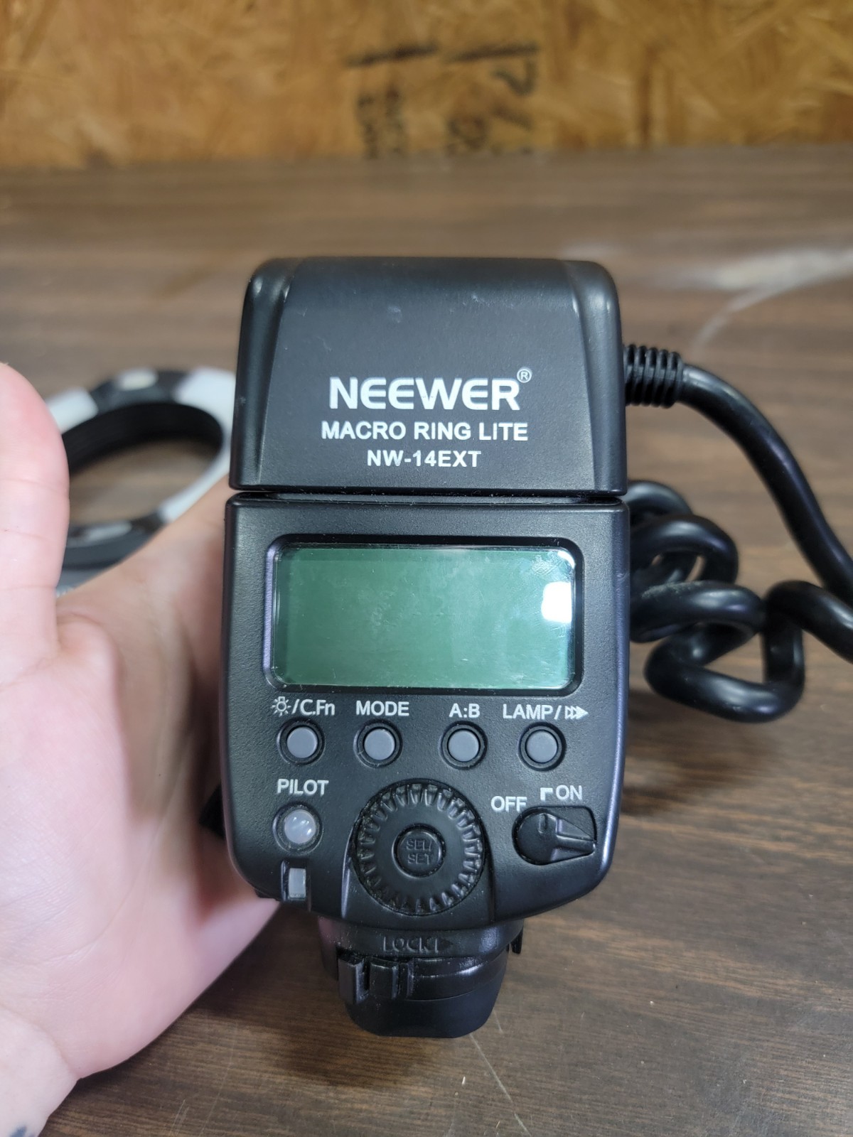 Neewer NW-14EXT Macro RingLite Flash for Canon SLR's