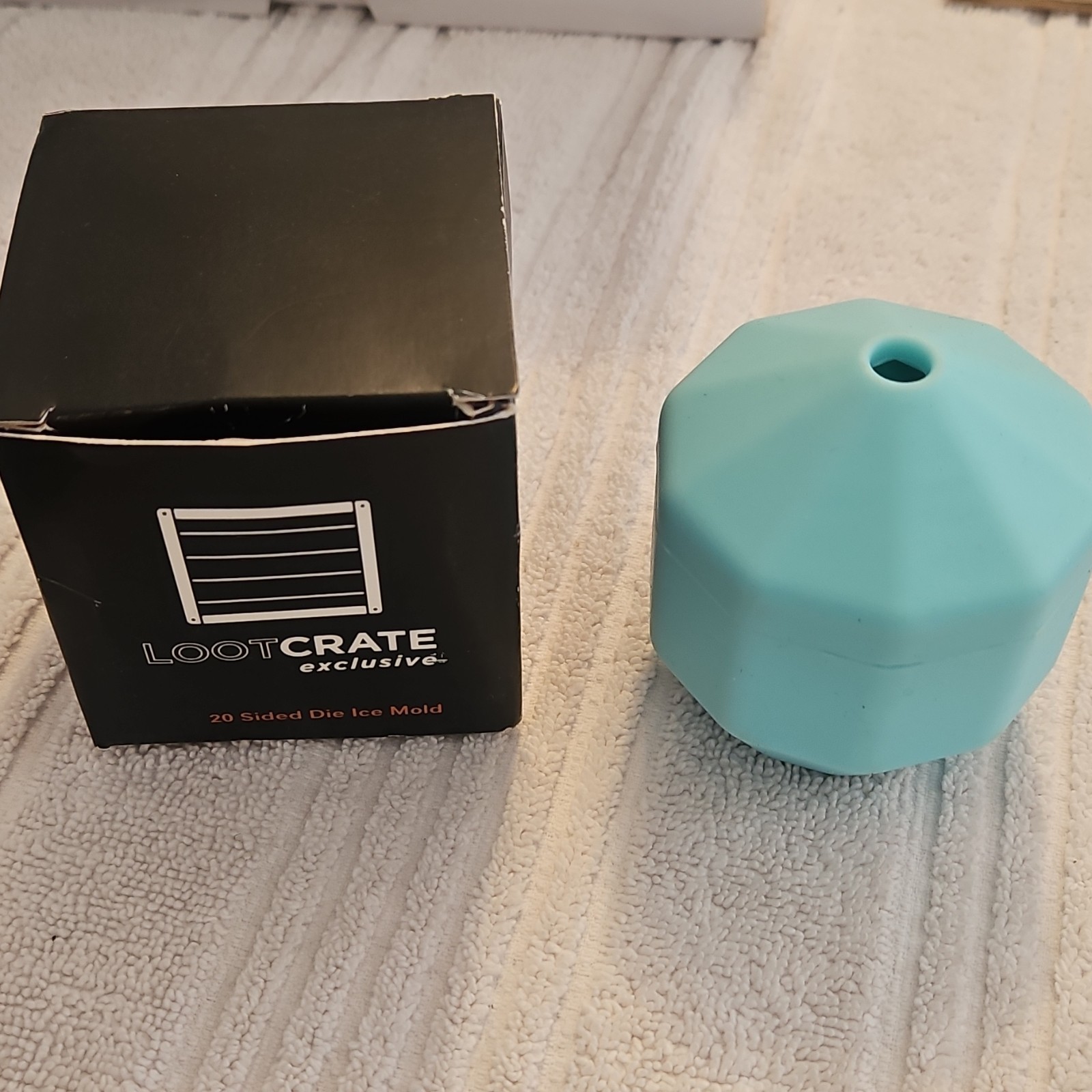 Loot Crate 20 Sided Die Ice Cube Mold Blue Silicone Exclusive
