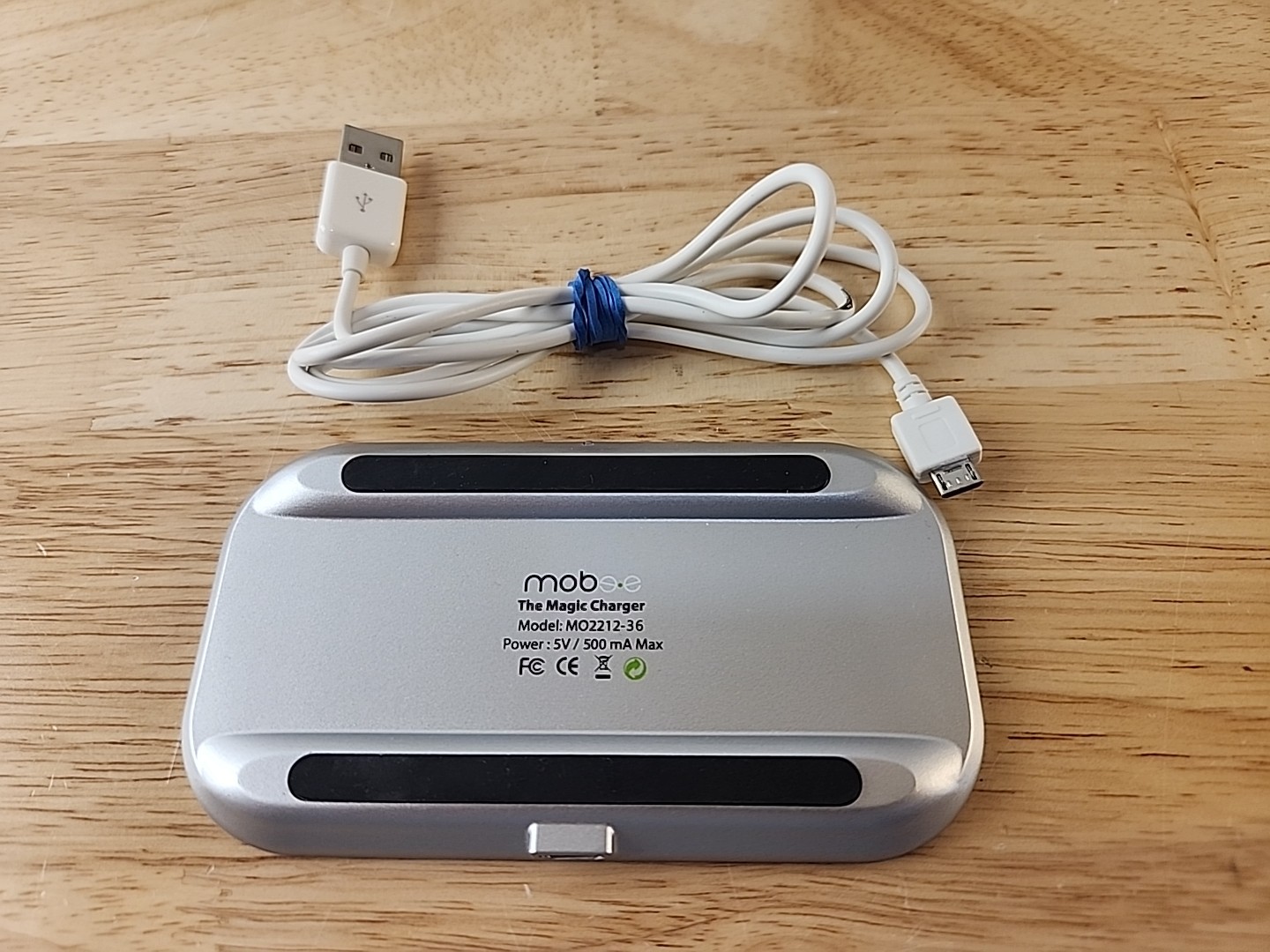 MOBEE THE MAGIC CHARGER WIRELESS CHARGING FOR APPLE MAGIC MOUSE MO2212-36 W/CORD