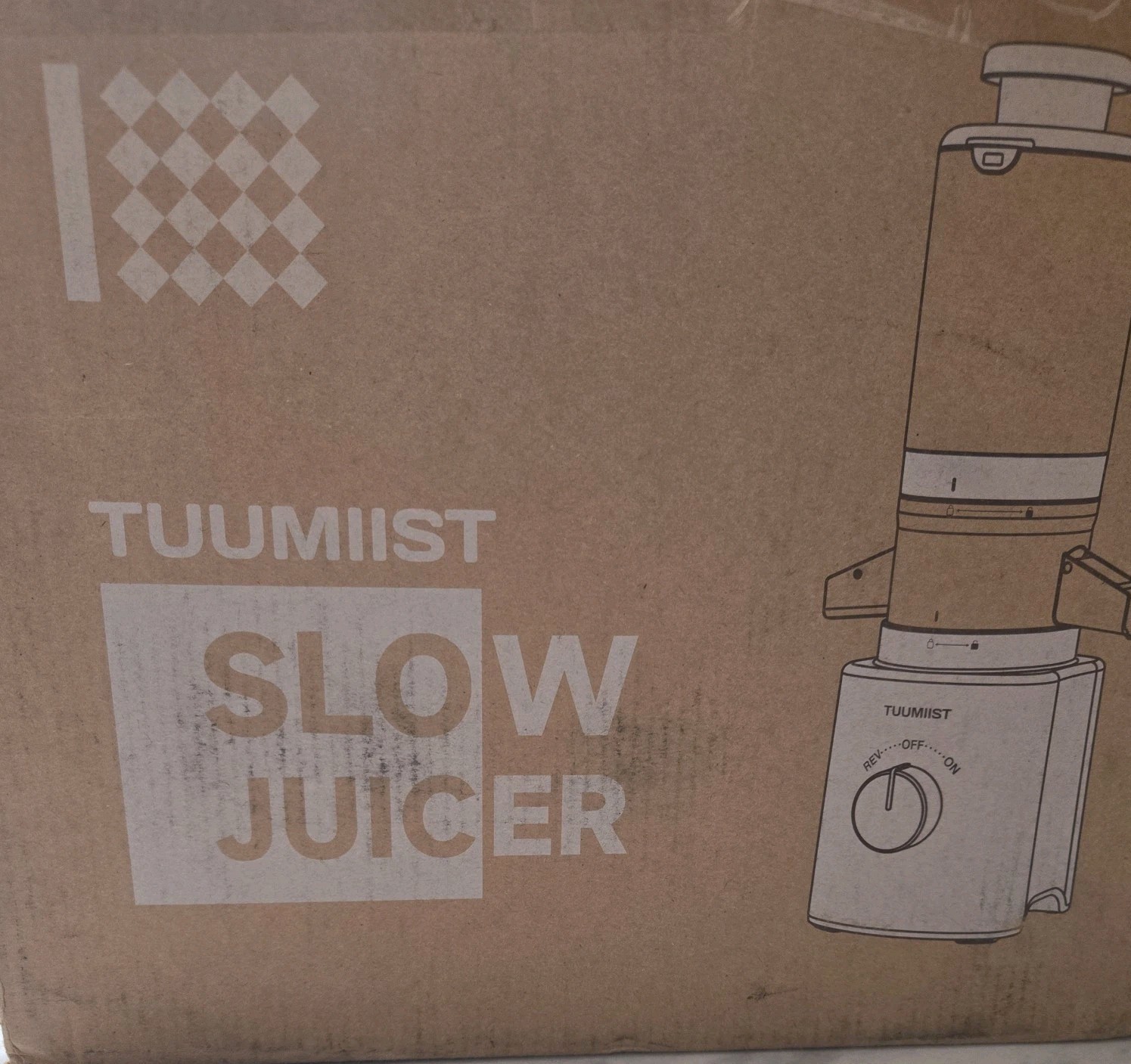 TUUMIIST Slow Juicer Cold Press W/ Extra Large Feed Chute Easy Clean NOB- Pics
