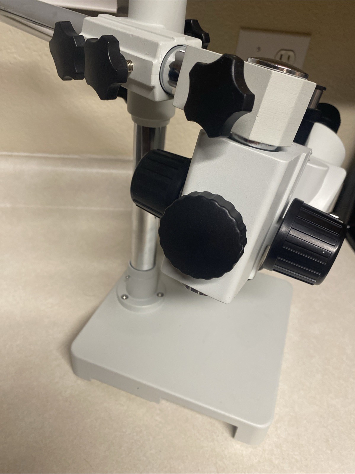 Amscope SM-3T Professional Trinocular Stereo Zoom Microscope
