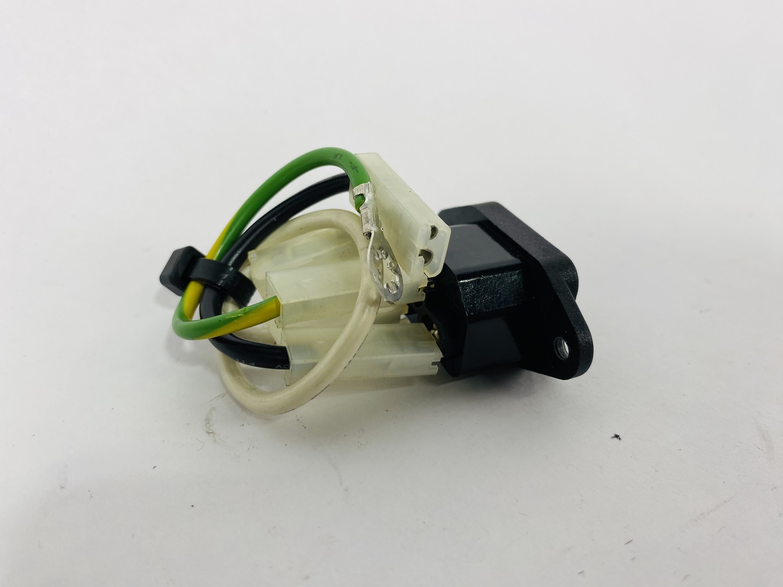 Life Fitness FTR Treadmill Power Entry Socket Input Module Set (PP407)