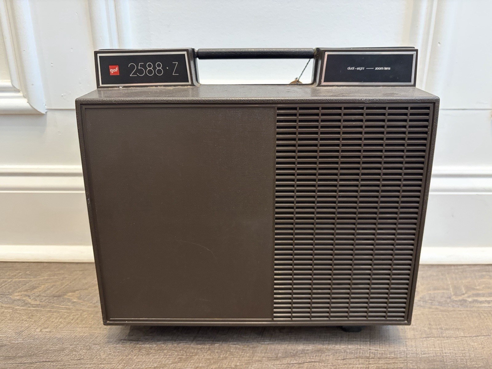 VTG GAF 2588Z Automatic Threading Dual 8 Movie Projector - Untested