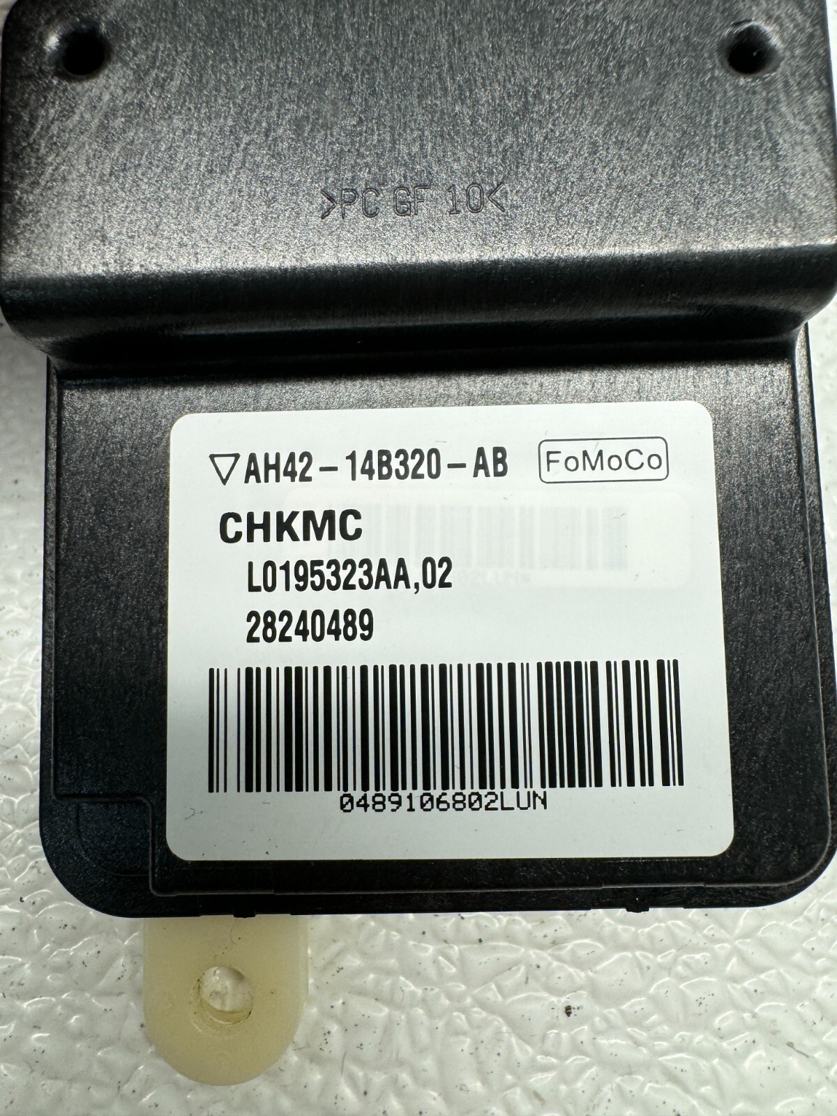 2011 RANGE ROVER L322 FRONT RIGHT PASSENGER SEAT OCCUPANCY SENSOR CONTROL MODULE
