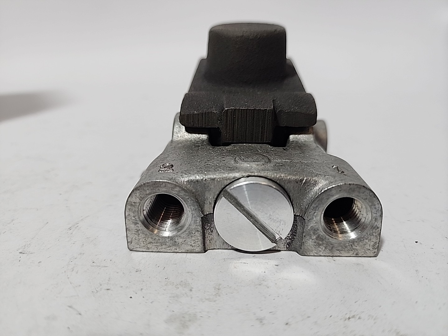 ROSS 3643A2002, 3/2 Pedal Valve