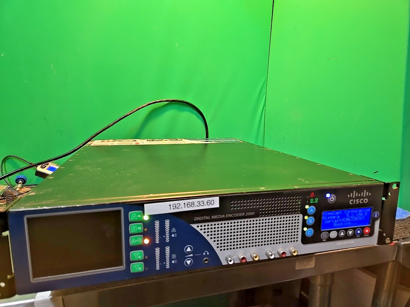 Cisco Digital Media Encoder 2000 - Powers Up