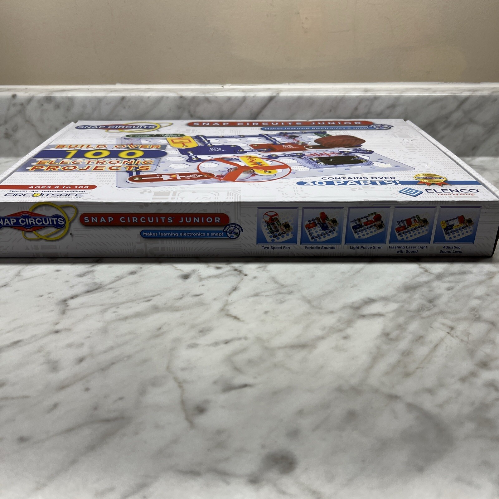 ELENCO Snap Circuits Jr.� 100 Experiments Electronics Discovery Kit