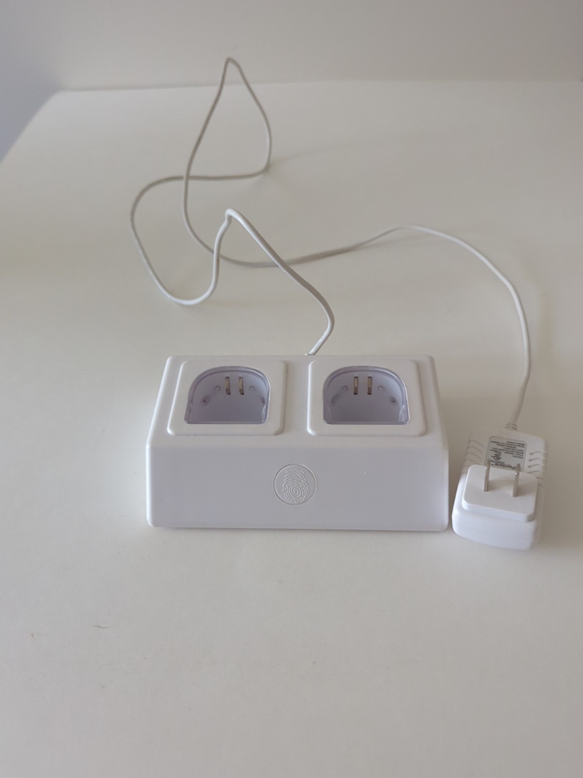Psyclone Essentials Wii Recharge Station For Nintendo Wii & Wii U PSE530