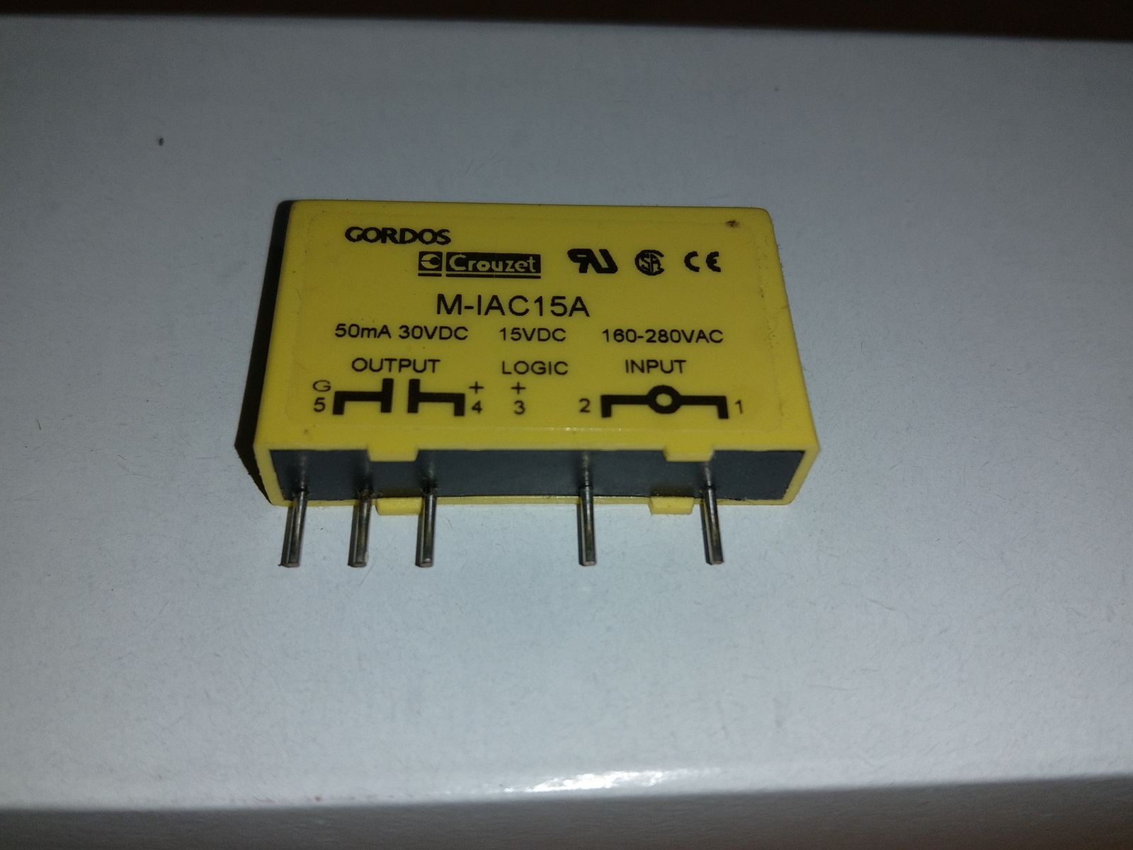 Schneider Crouzet Gordos MIAC15A M-iac15A lac15a, 50ma 30vdc out, 160-240VAC in