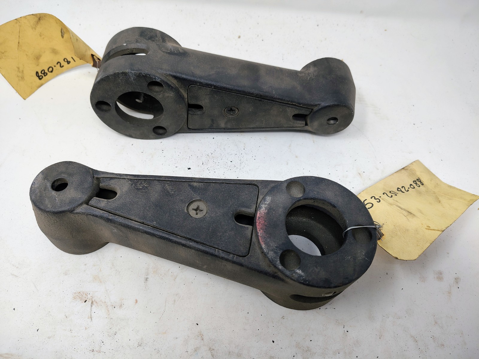 Passenger Side Rear View Mirror Bracket Hadley Gillig 53-25182-088 OEM Bus NEW