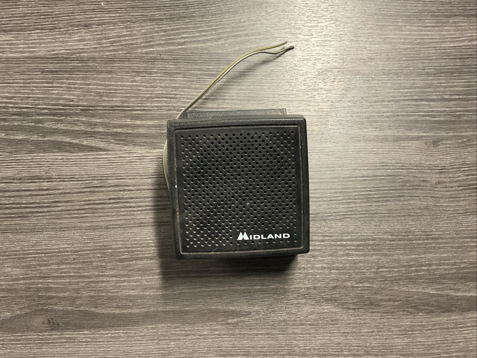 Midland LMR Land Mobile Radio Extension Speaker Model 70-2355