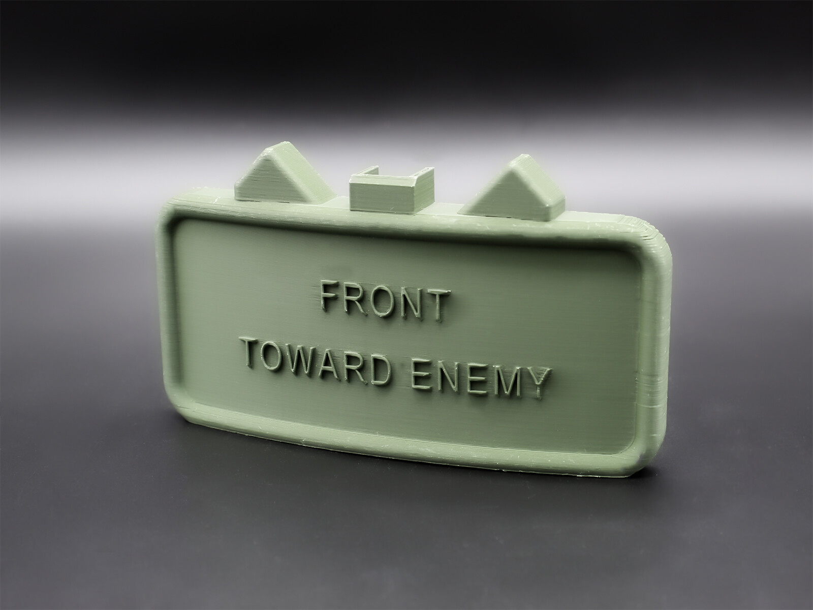 Claymore Art Desk Decoration
