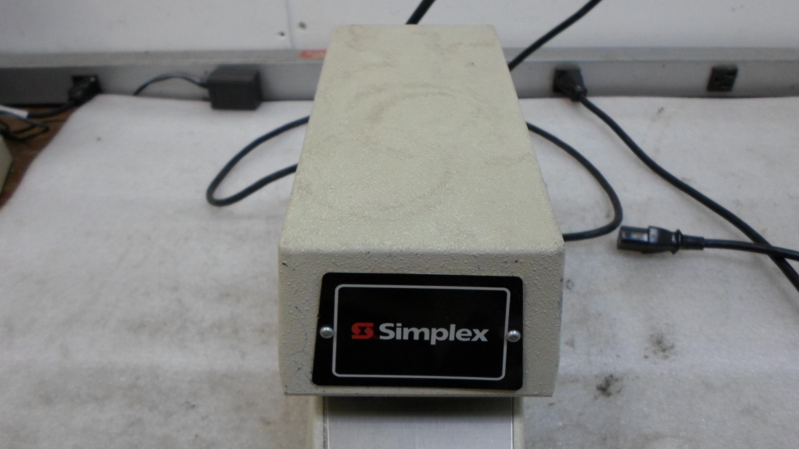 Simplex 1605-9001 Time Stamp 1605 Time Clock TESTED