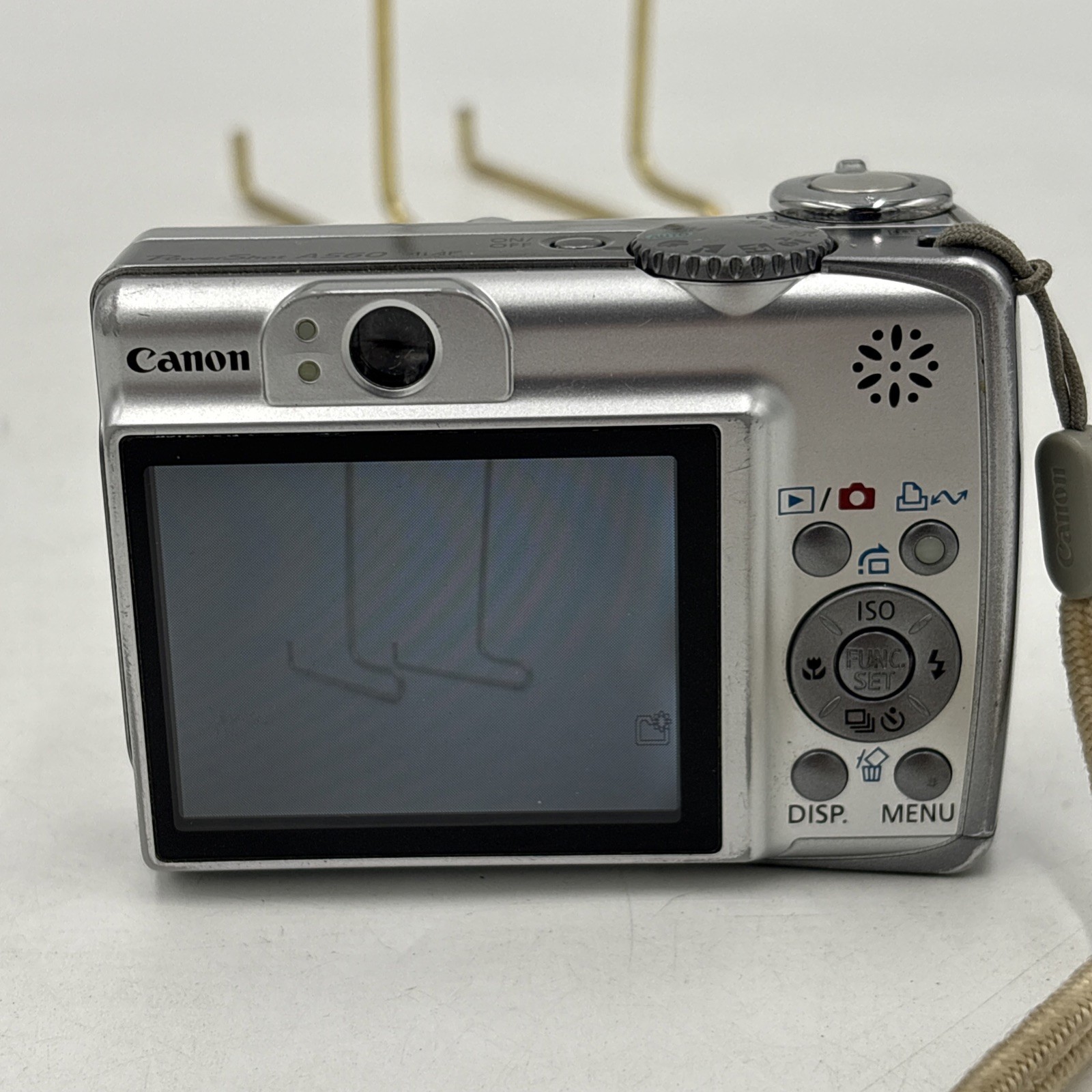 Canon Digital Camera PowerShot A560 7.1MP 2gb SD Card Strap Clean Tested Working
