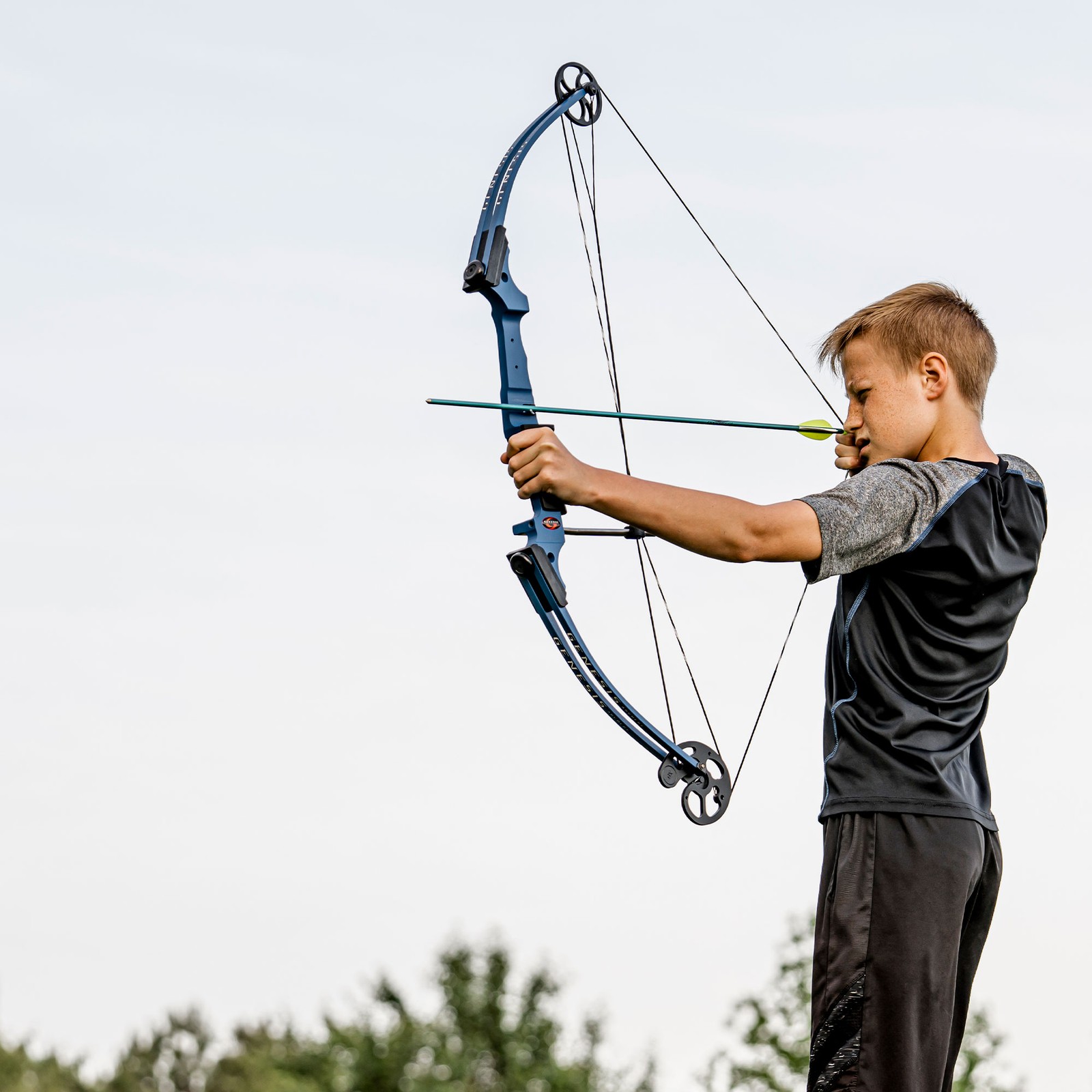 Genesis Original Archery Compound Bow, Right Handed, Purple (Open Box)