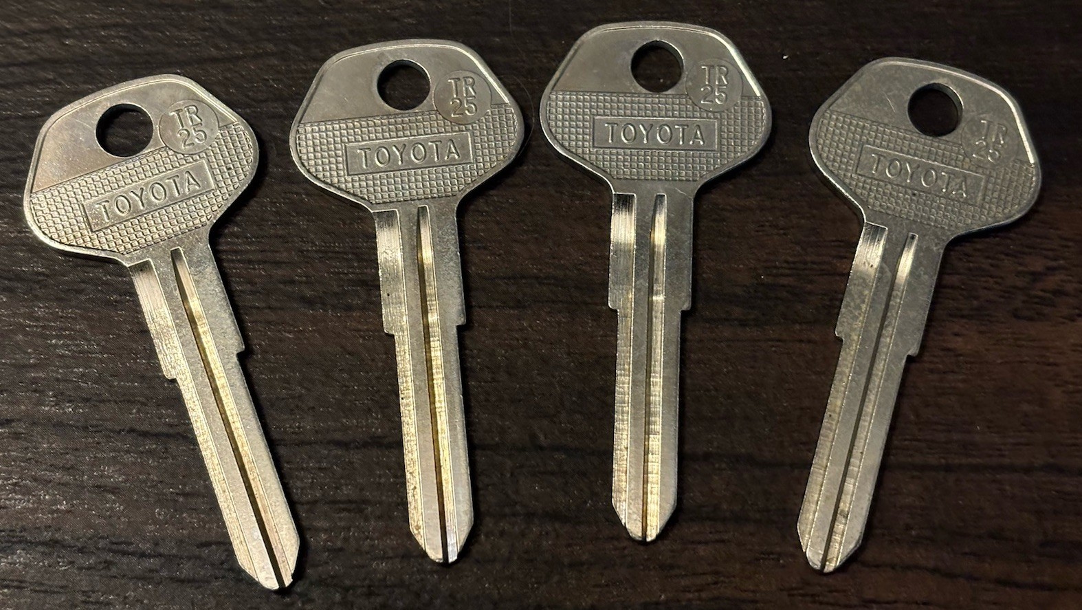 Toyota by ESP Lock Co.  TR25 Key Blanks, Set of 4- Locksmith