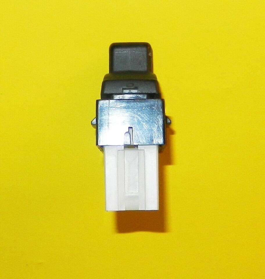 GENUINE WORKING 2000-2005 Buick Lesabre Rear Passenger Door Power Window Switch