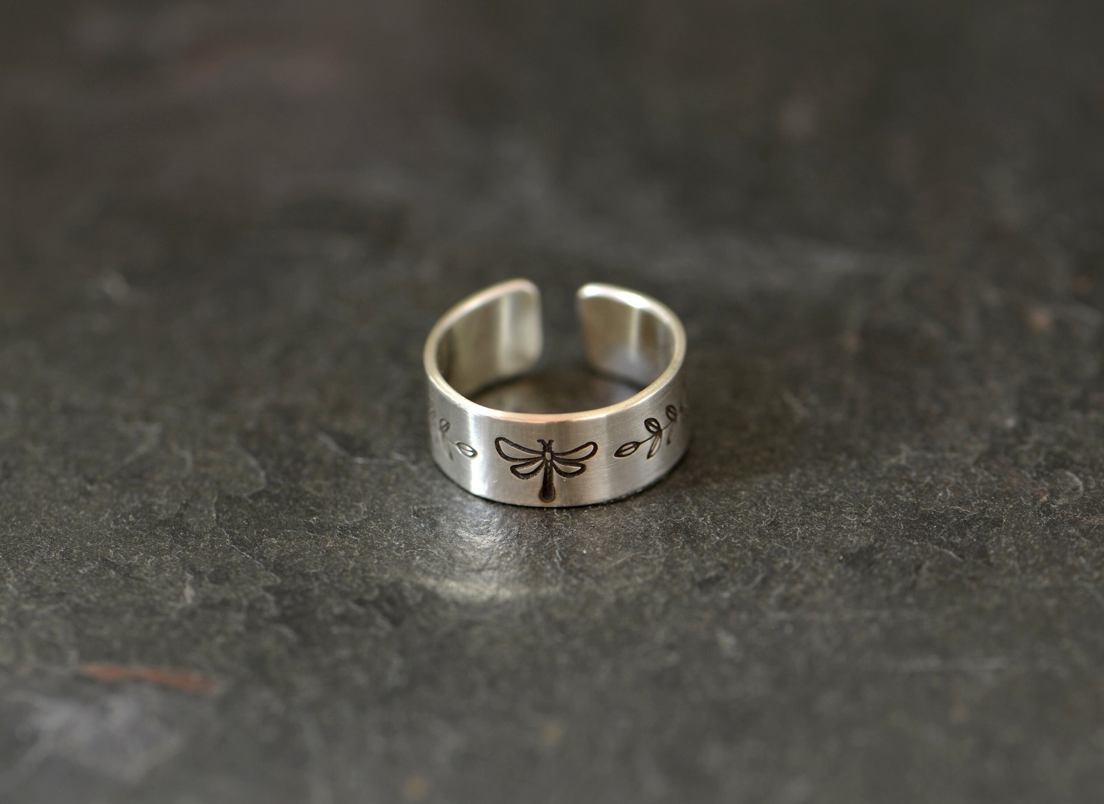 Sterling silver dragonfly toe ring - can be worn as a midi or pinky ring