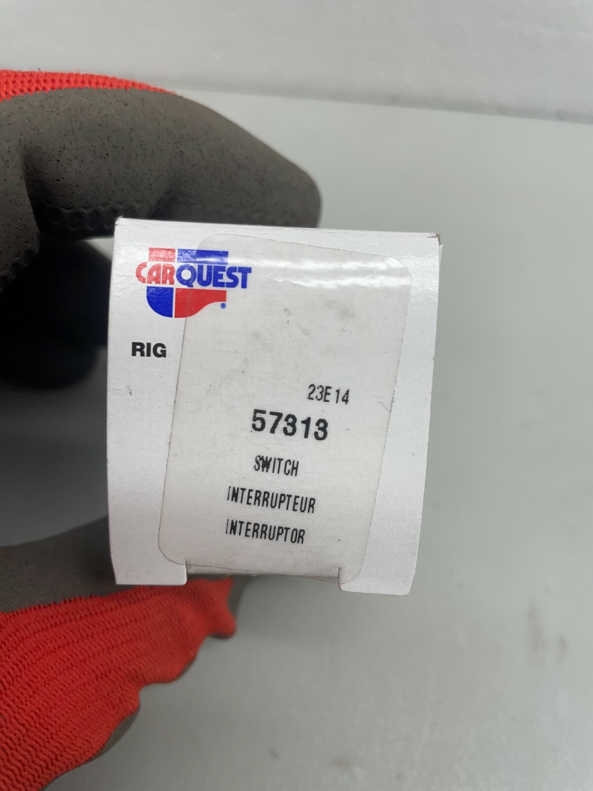 CARQUEST Engine Oil Pressure Sender Switch fits FORD Bronco E150 Mazda B2500